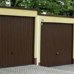 Cosa fare quando si blocca la serranda del box auto