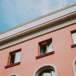 Chiudi bene e risparmia: come i serramenti incidono sulla bolletta energetica